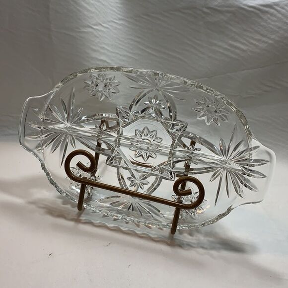 Cut Glass Divided Relish Tray Sun Burst Pattern Scalloped Edge Handles 9 3/4 In - Picture 2 of 4